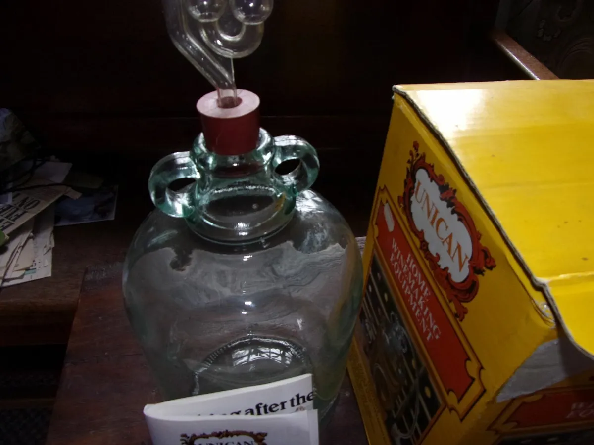 Home Wine making kit - Image 2