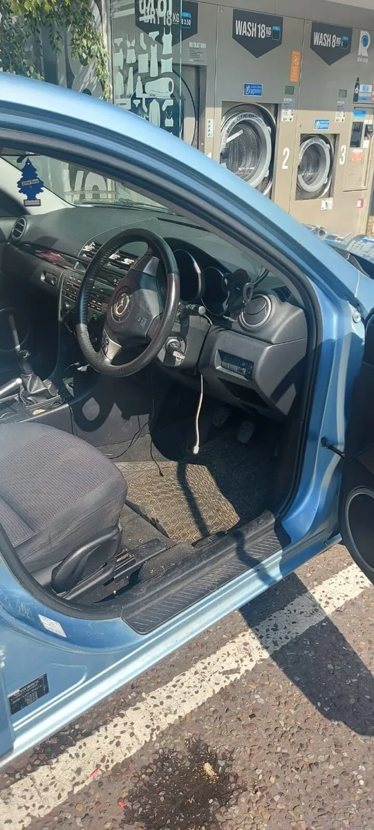Mazda Mazda3 2009 - Image 2