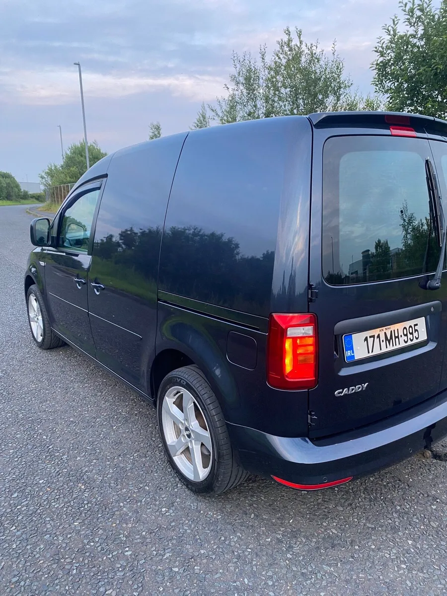 Volkswagen Caddy Trendline - Image 3