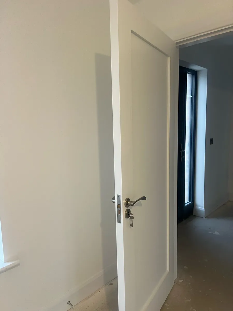 2 Deanta White Primed Door - Solid - Image 3
