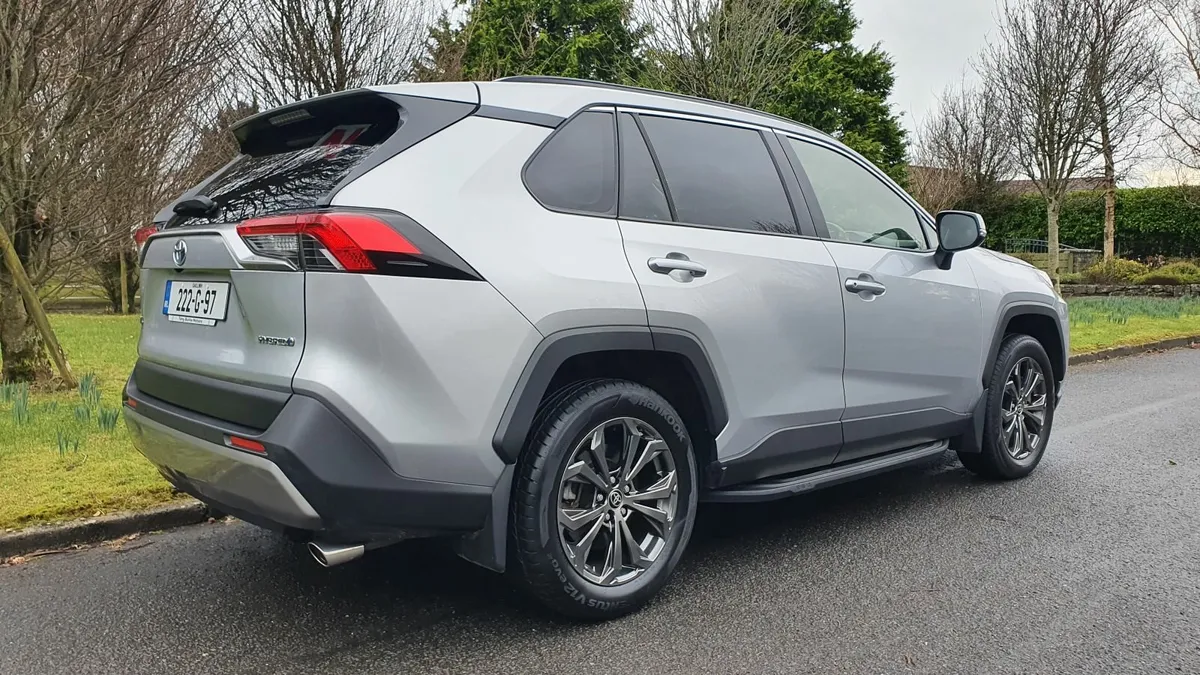 Toyota RAV4 2022 SOL 2.5 Hybrid 5DR Auto - Image 3