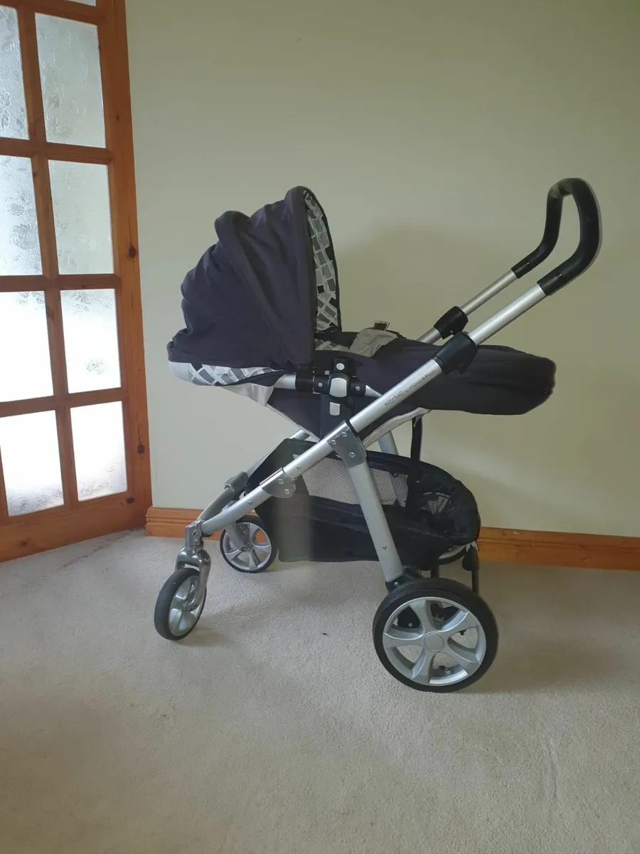 Pram - Image 2