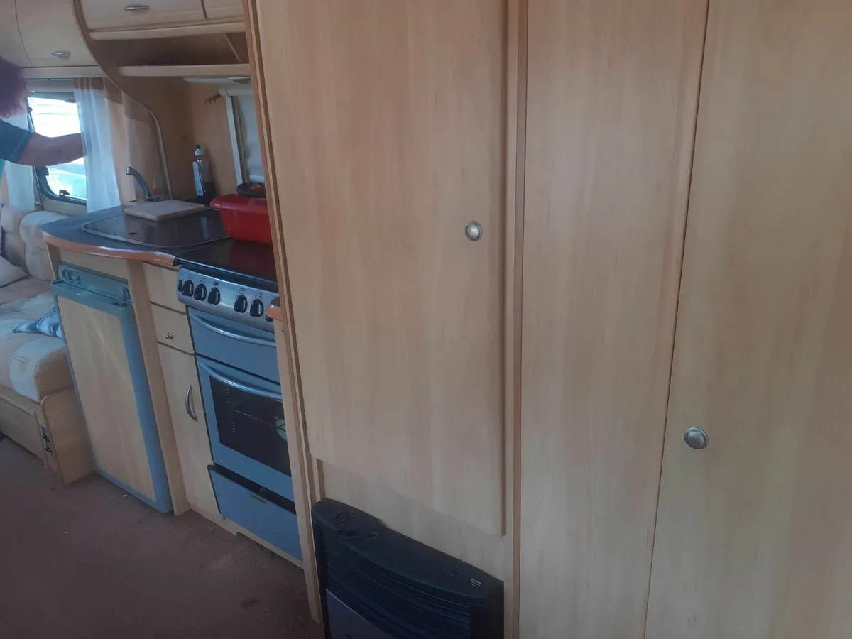 Sterling Europe 6 Berth - Image 4