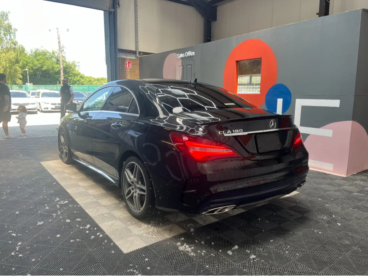Mercedes-Benz CLA CLA180 AMG LINE / 48k KMs / HEAT - Image 4