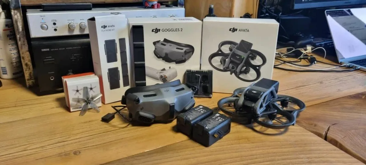 DJI Avata Fly More Combo Kit with Goggles 2 - Image 1