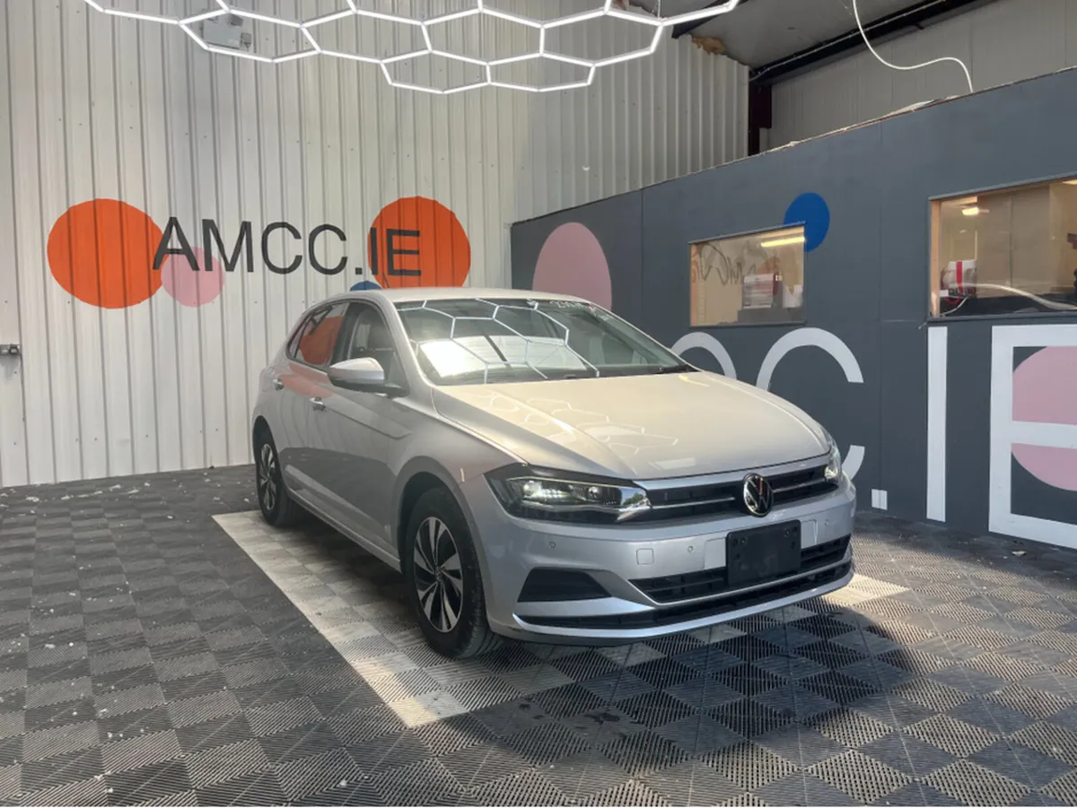 Volkswagen Polo 1.0 TSI COMFORT LINE / 7k KMs / RE - Image 1