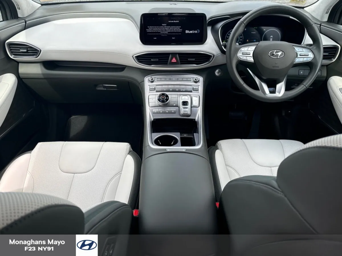 Hyundai Santa Fe PHEV 4WD 5DR AUTO *HIGH SPEC* 7 S - Image 4