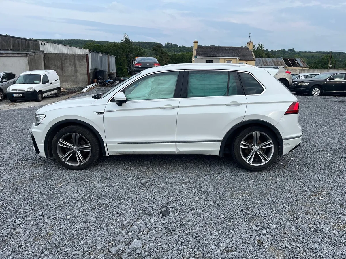 2016 Vw Tiguan r line - Image 4