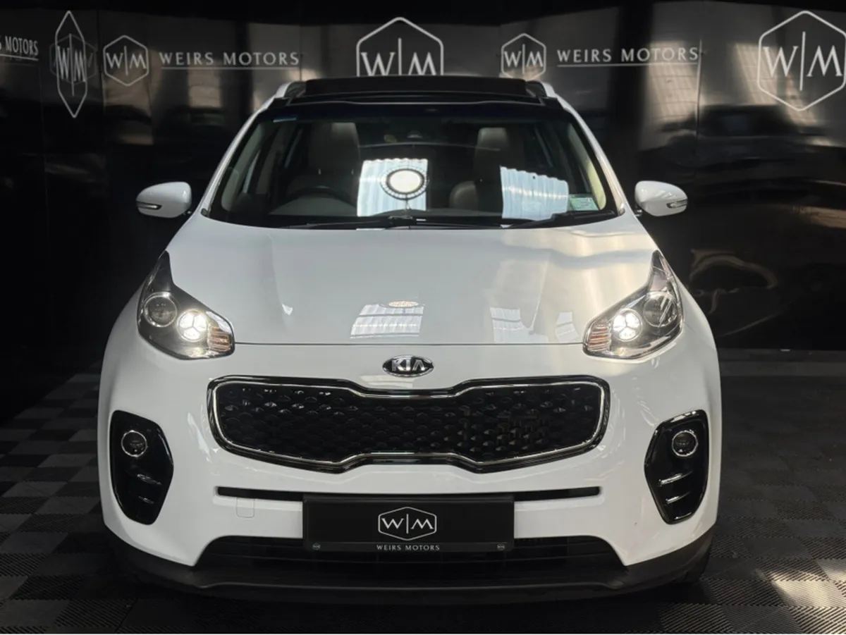 Kia Sportage PLATINUM /LOW MILLAGE/ TILT & SLIDE S - Image 4