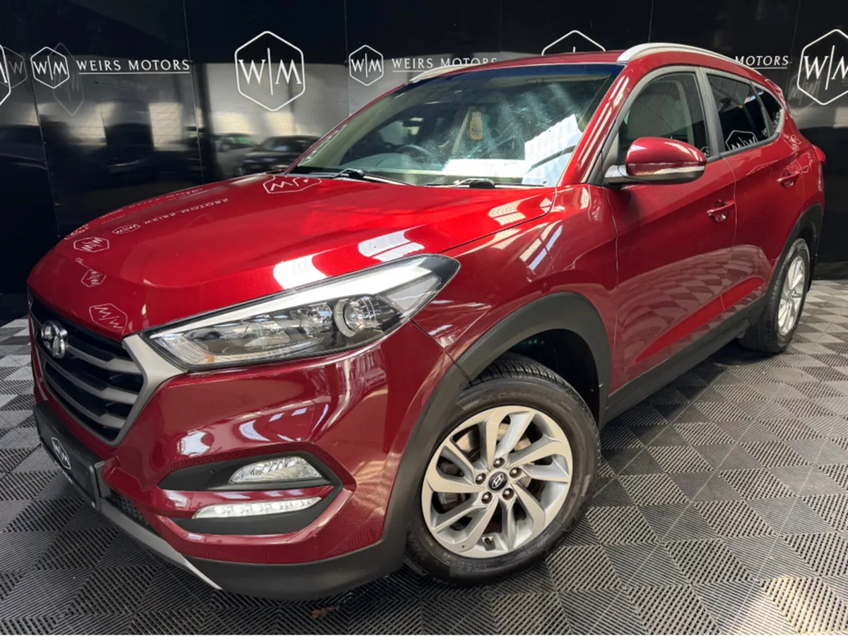 Hyundai Tucson EXECUTIVE / LOW MILLAGE /REVERSE CA - Image 1