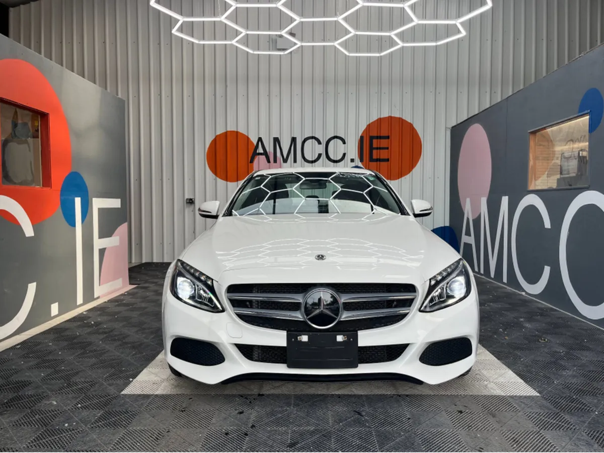 Mercedes-Benz C-Class C180 / 48k KMs / REVERSE CAM - Image 2