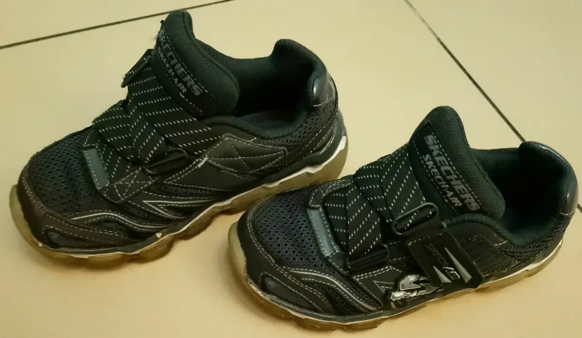 SKECHERS SKECH-AIR SKX toddler shoes - kids UK11.5 - Image 3