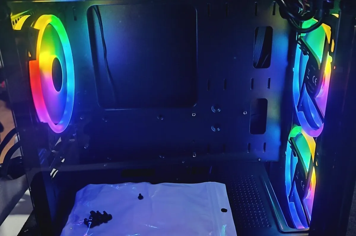 Aerocool Trinity Mini V2 PC Case with 3 RGB fans - Image 2