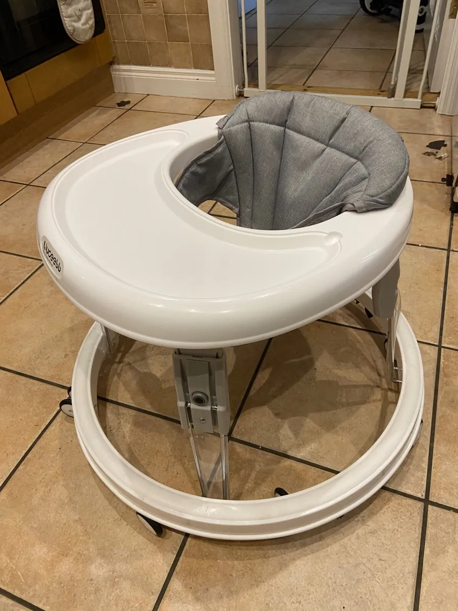 Baby walker - Image 2