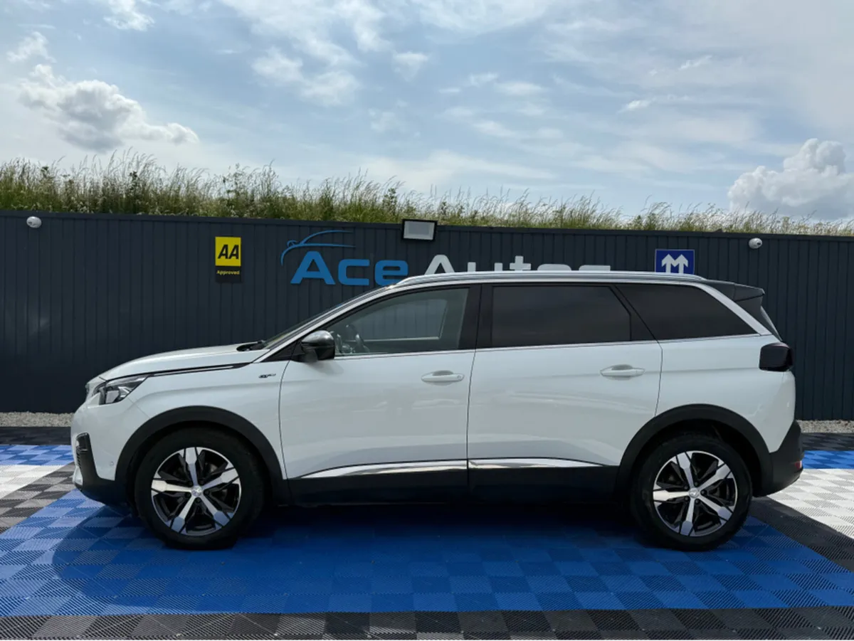 Peugeot 5008 GT-LINE - 2.0L DIESEL - 7 SEATS - AUT - Image 4