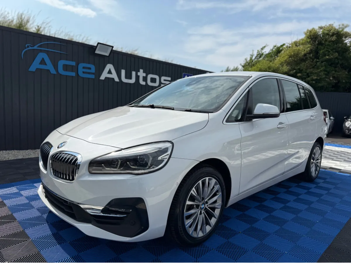 BMW 2-Series LUXURY - 2.0L DIESEL - 7 SEATS - AUTO - Image 2