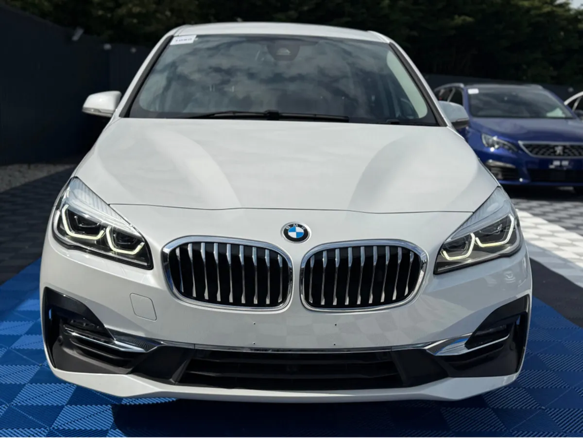 BMW 2-Series LUXURY - 2.0L DIESEL - 7 SEATS - AUTO - Image 4