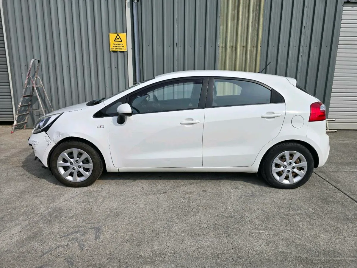 142 KIA RIO - Image 4
