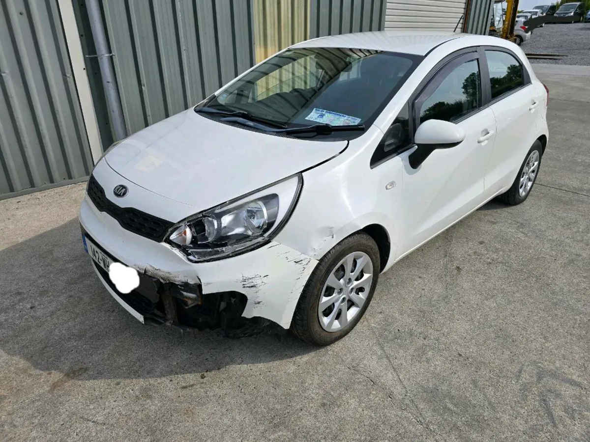 142 KIA RIO - Image 1