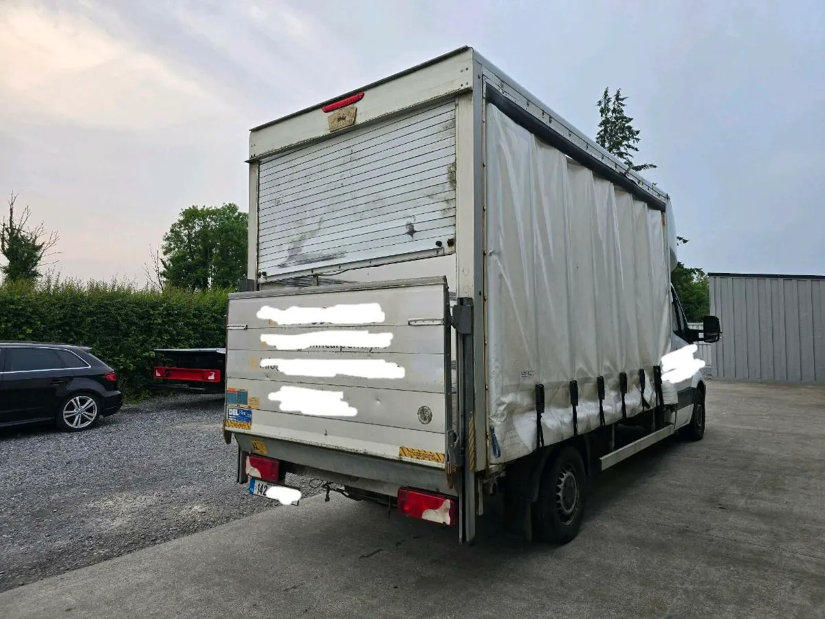 142 MERCEDES SPRINTER - Image 4