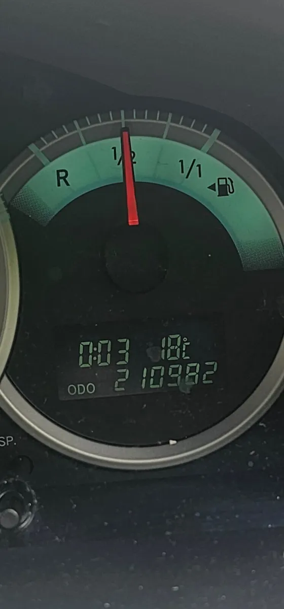 Toyota corolla verso4 - Image 1
