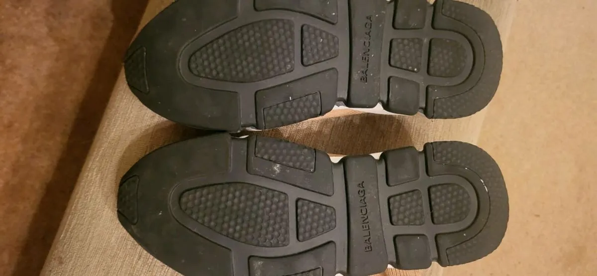 Runners - Image 4