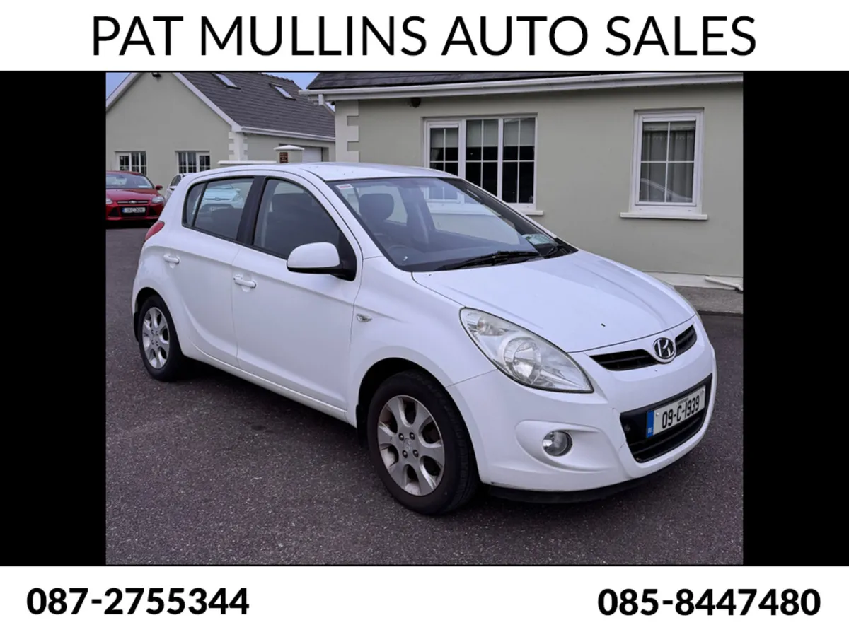 Hyundai i20 1.2 DE LUXURY 5DR - Image 2