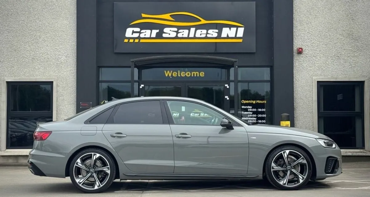 Audi A4 2.0 TDI 30 Black Edition Saloon 4dr Diese - Image 3