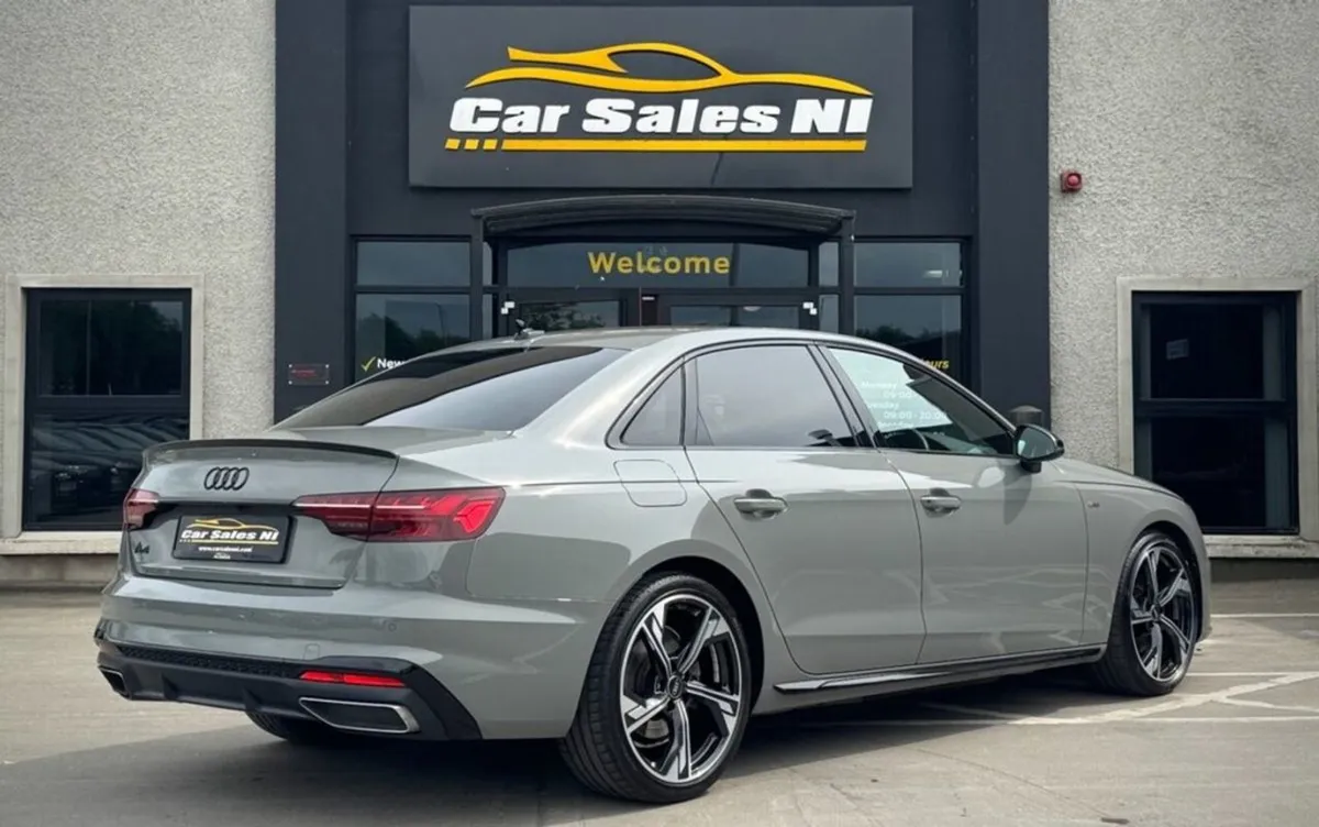 Audi A4 2.0 TDI 30 Black Edition Saloon 4dr Diese - Image 4