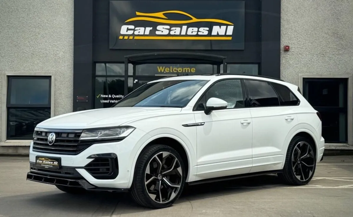 Volkswagen Touareg 3.0 TDI V6 R-line SUV 5dr Dies - Image 2