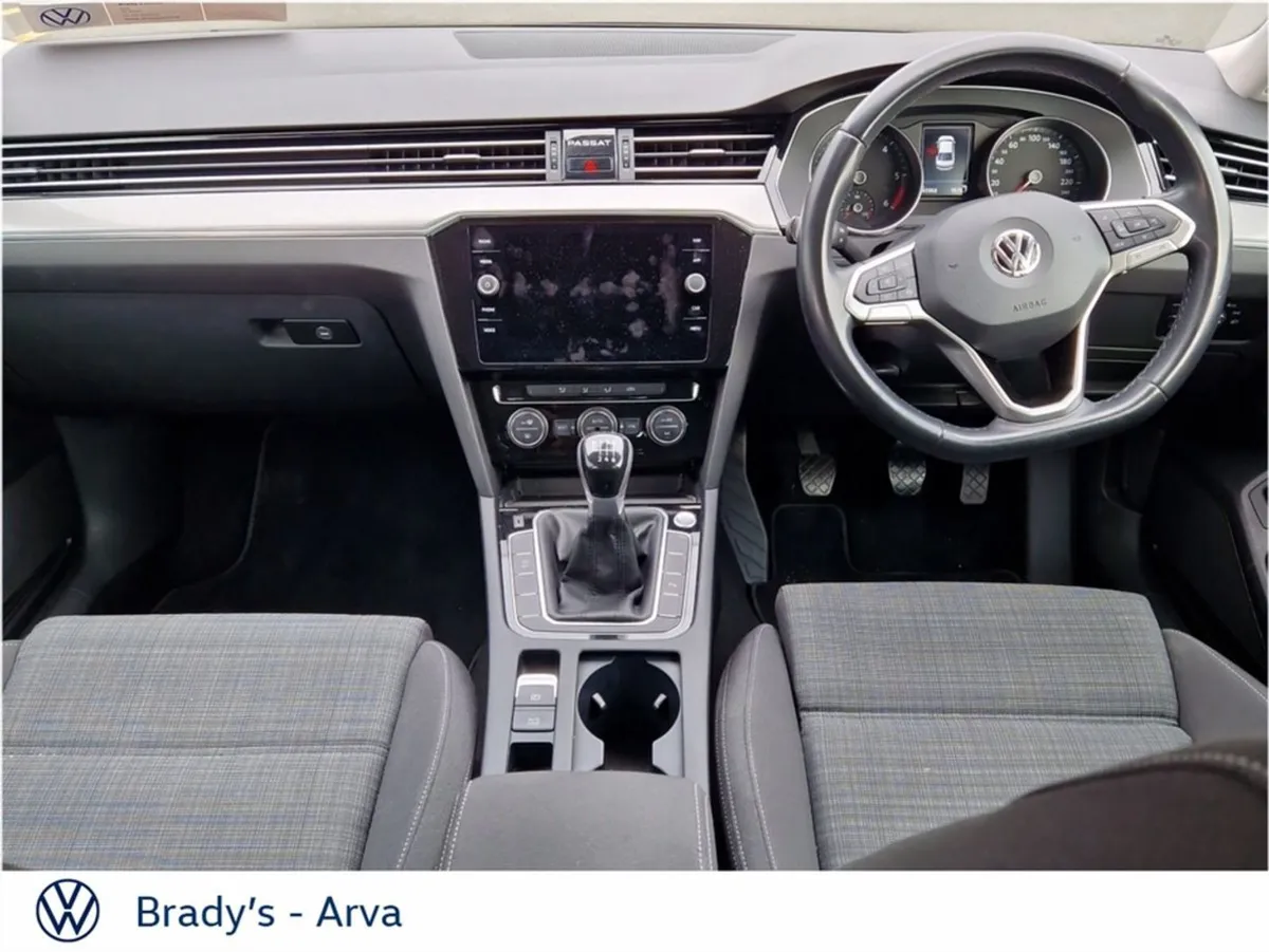 Volkswagen Passat Business 2.0 TDI 150BHP M6F 4DR - Image 2