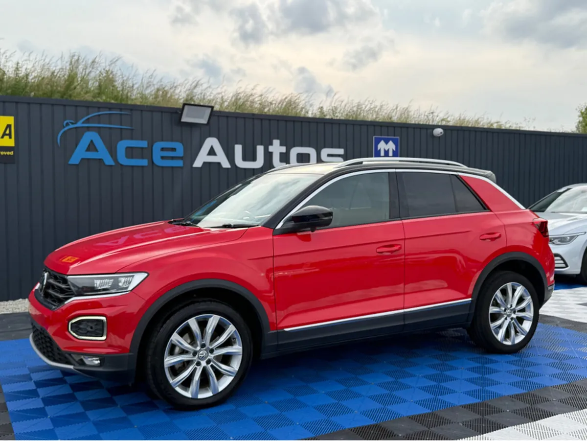 Volkswagen T-Roc SPORT - 2.0L DIESEL - AUTO - 12M - Image 3