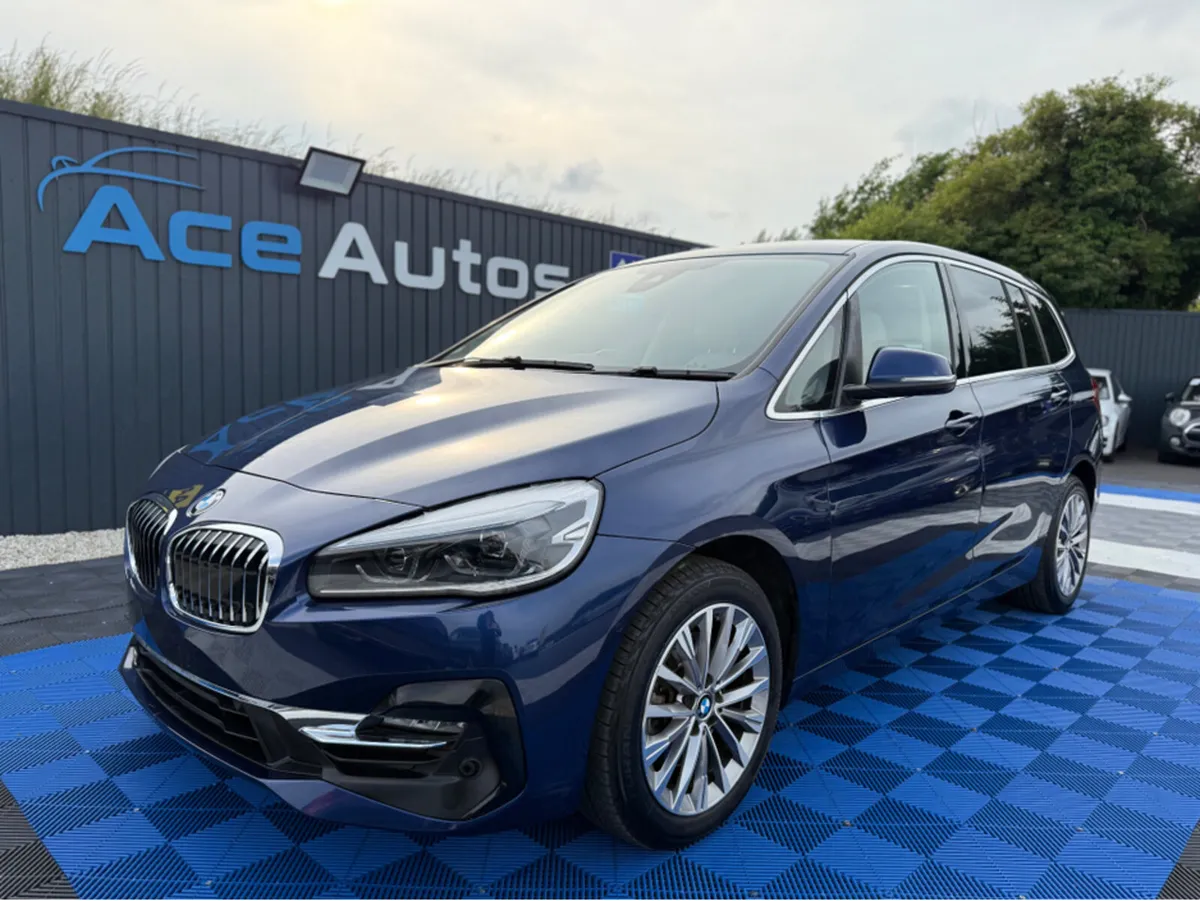 BMW 2-Series LUXURY - 2.0L DIESEL - 7 SEATS - AUTO - Image 2