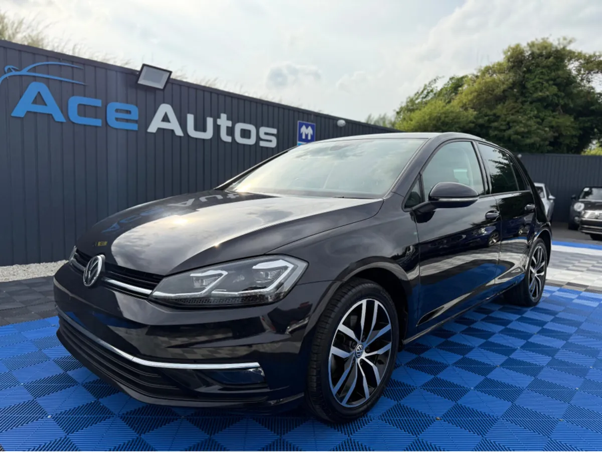 Volkswagen Golf HIGHLINE - 1.4 PETROL - AUTO - 12M - Image 2