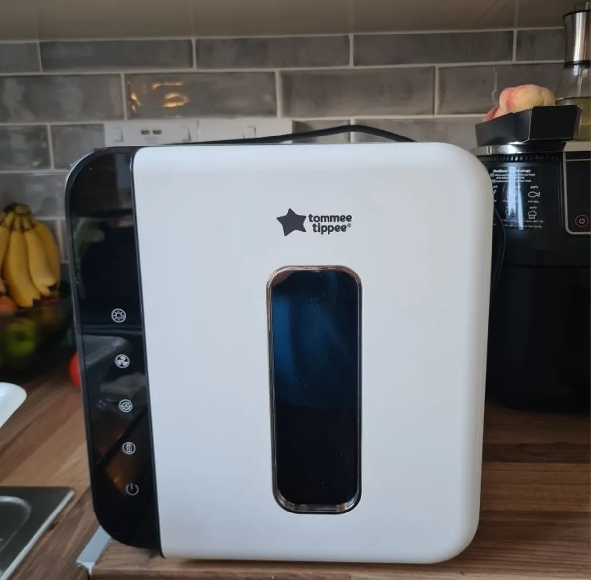 Tommee Tippee UV sterilizer - Image 1