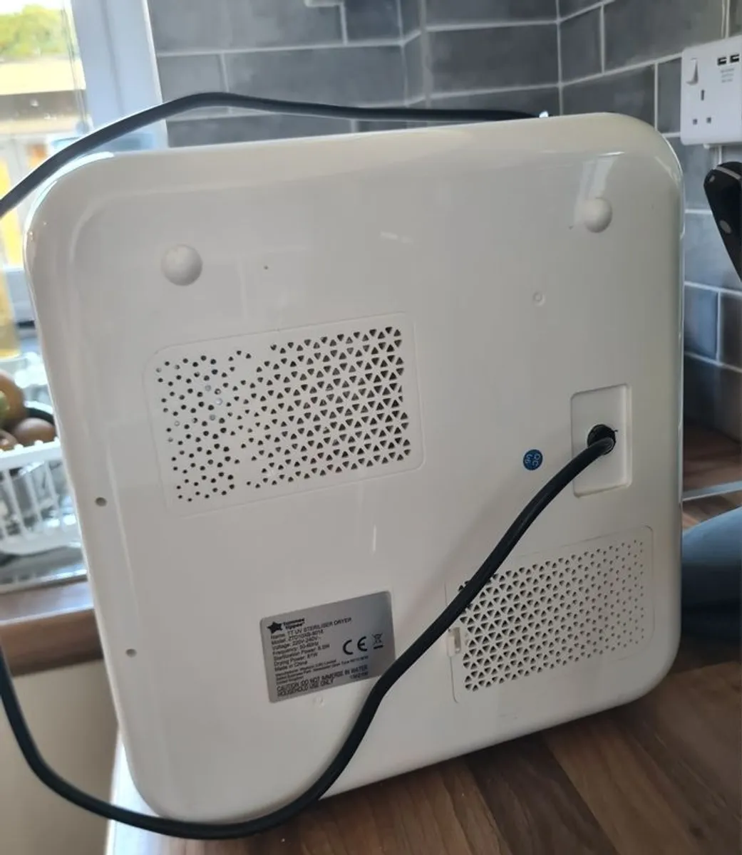 Tommee Tippee UV sterilizer - Image 3