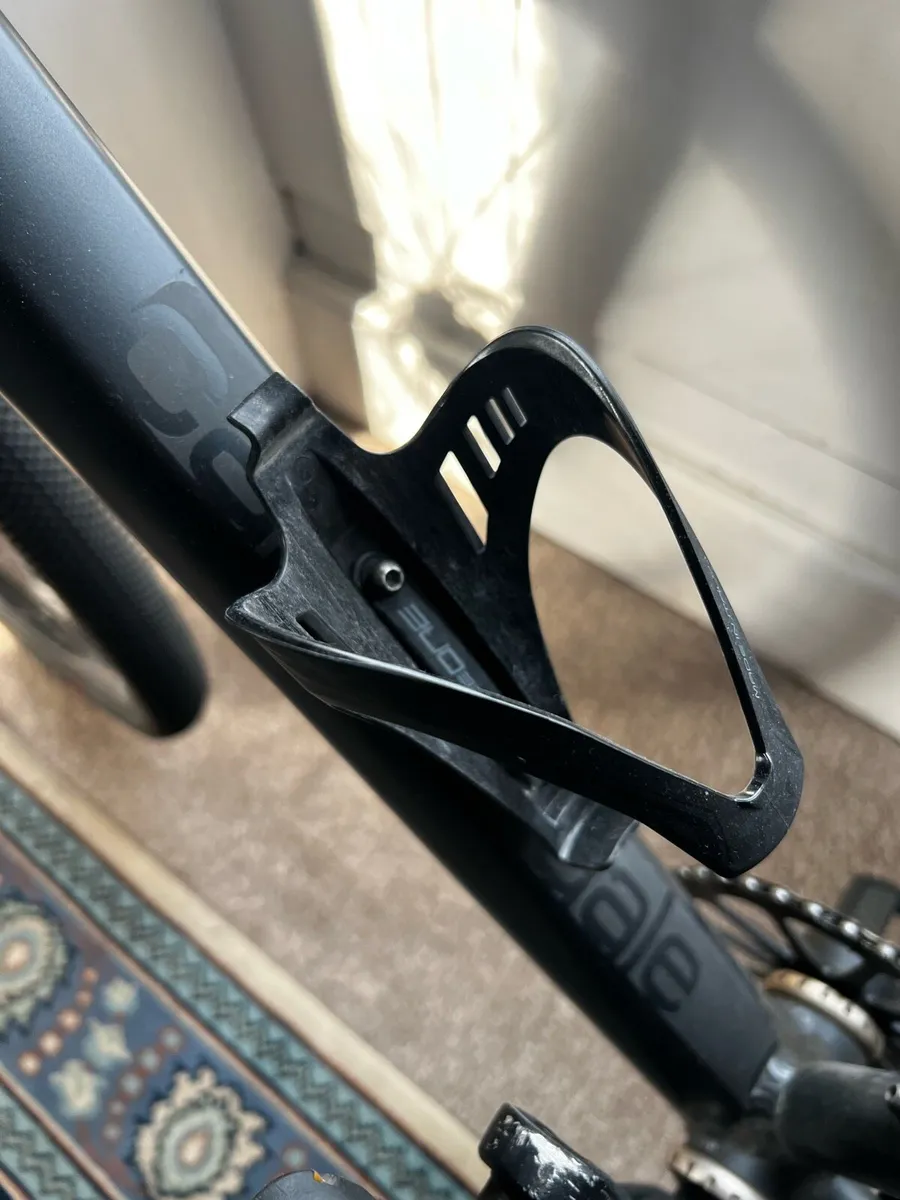 Cannonde bad boy 3 hybrid bicycle - Image 2