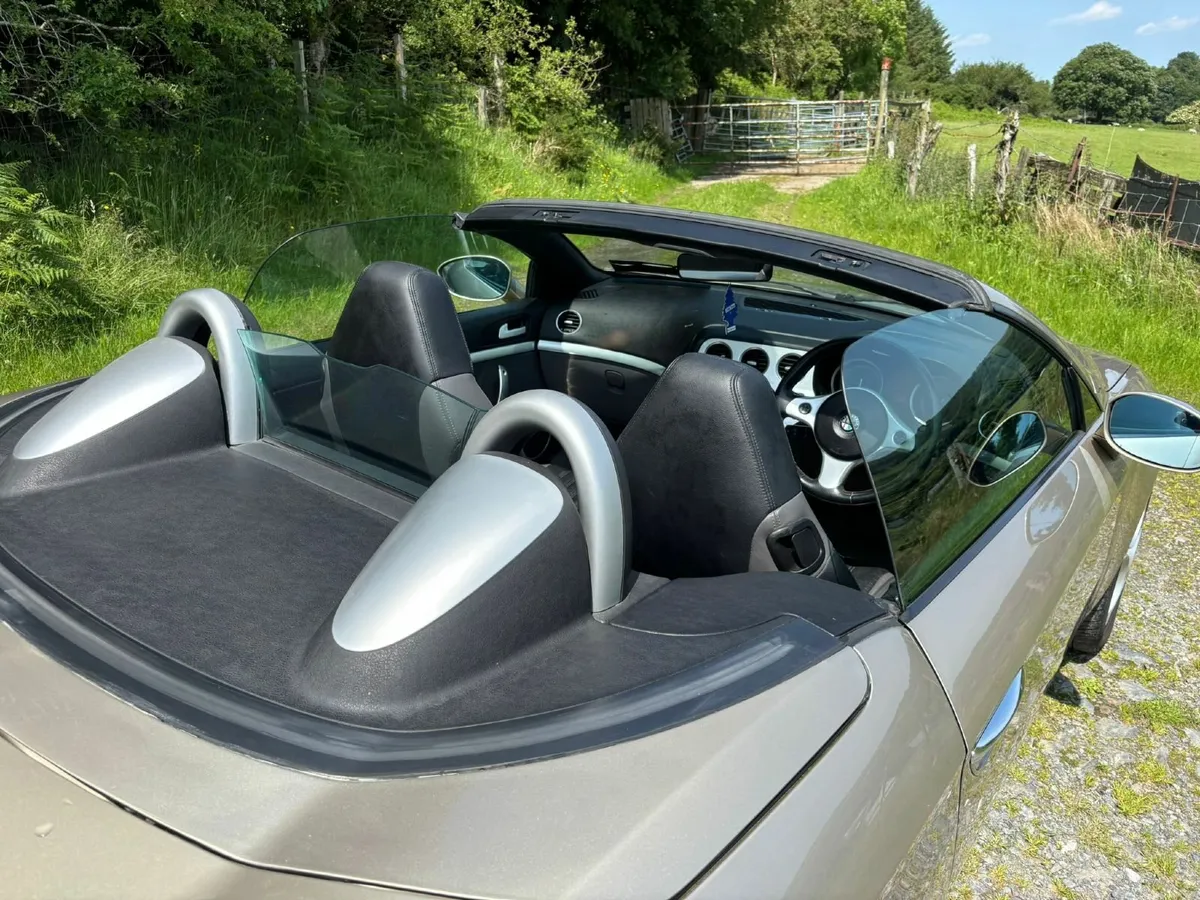 2007 Alfa Romeo Spider (convertible Brera) - Image 4
