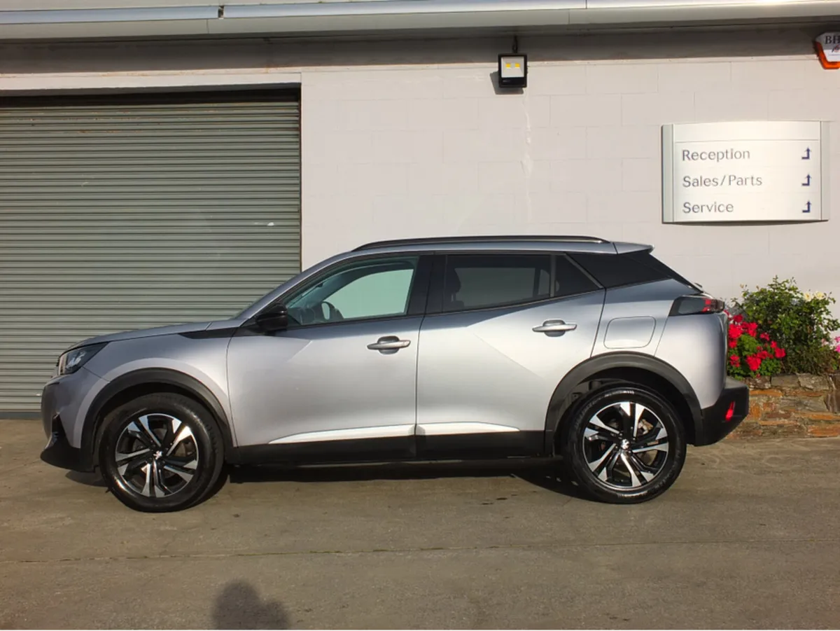 Peugeot 2008 1.2 Allure - Image 3