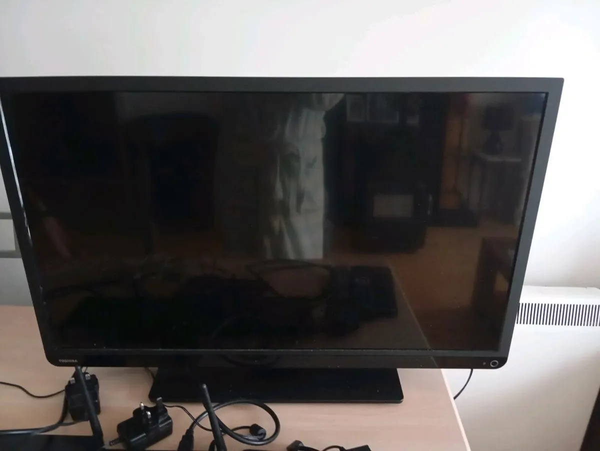 TV and Android TV boxes for part's only - Image 3