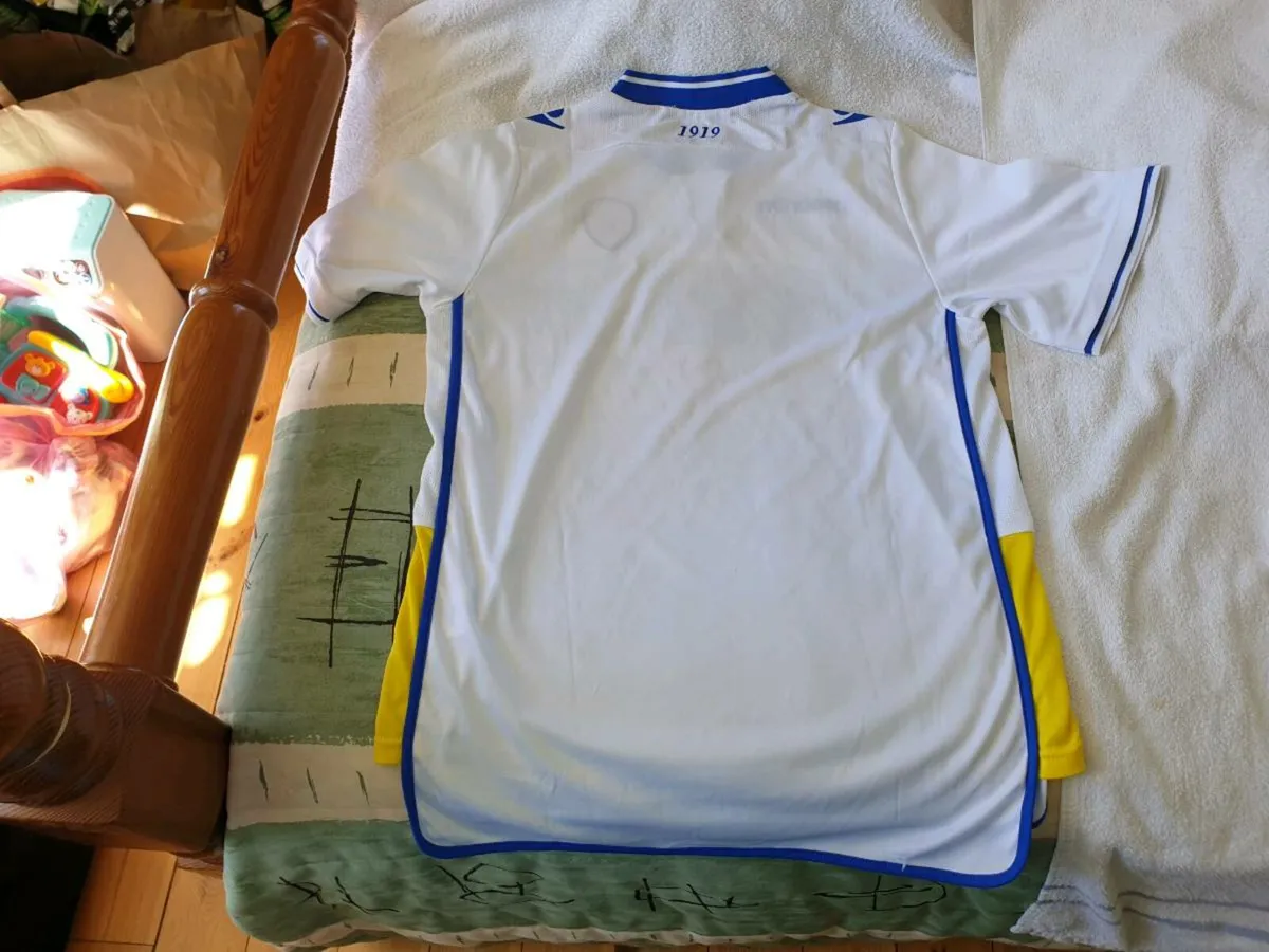 Leeds United Football Club Home Jersey 2014 2015 - Image 4