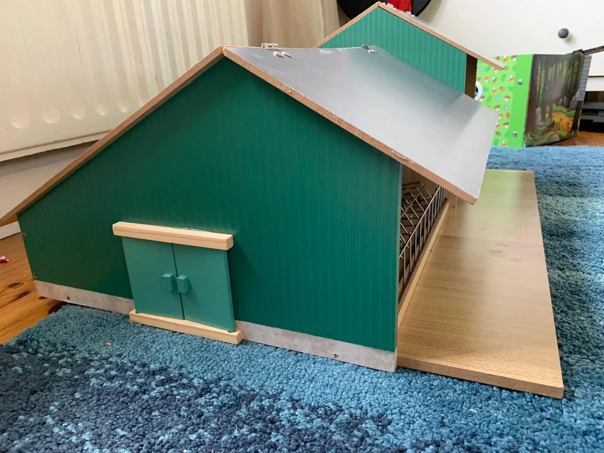 Schleich barn - Image 2
