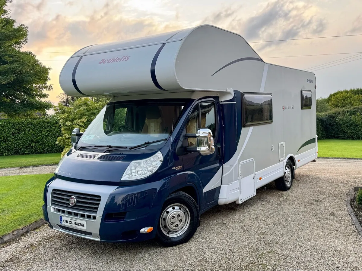 Dethleffs 6 Berth Car Licence New DOE - Image 3