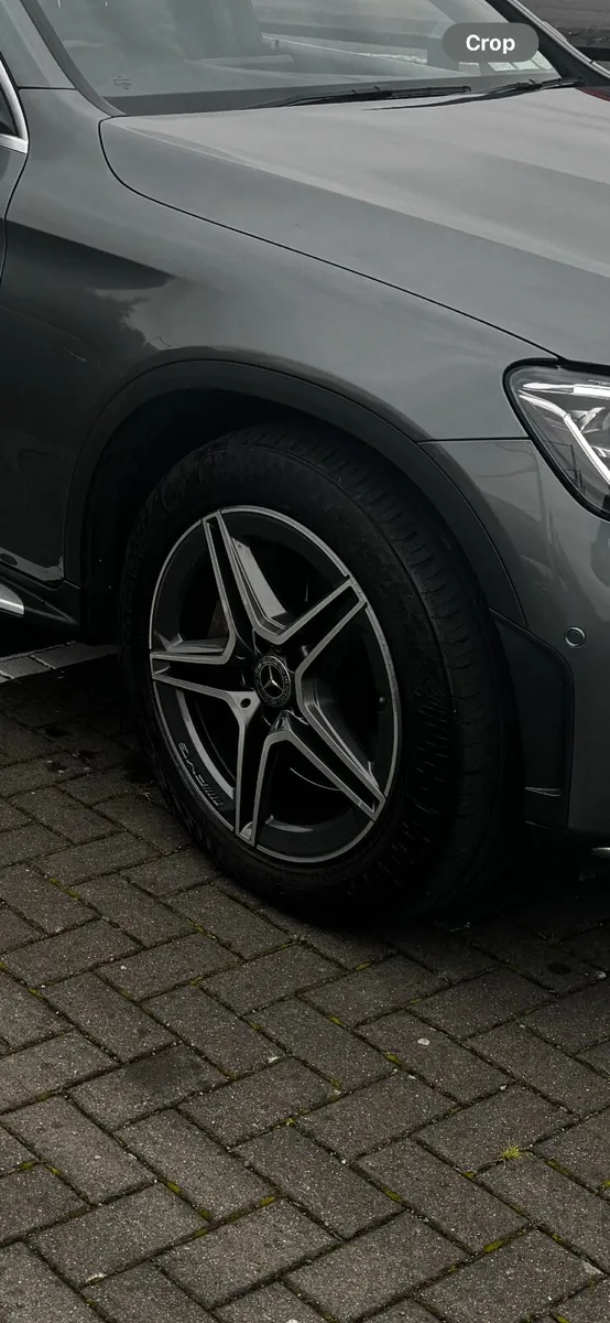 19” genuine Mercedes AMG alloy wheels - Image 3