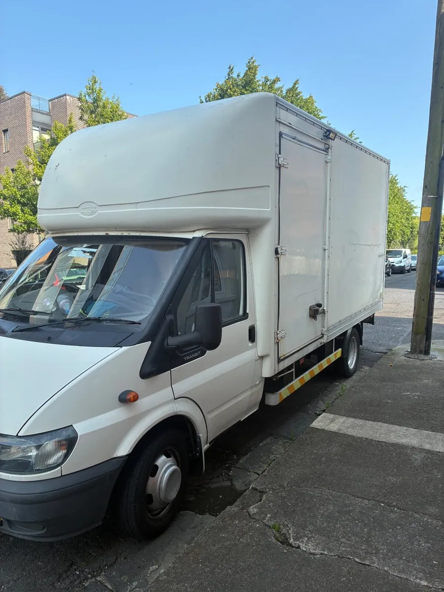 Ford Transit 2005 - Image 2