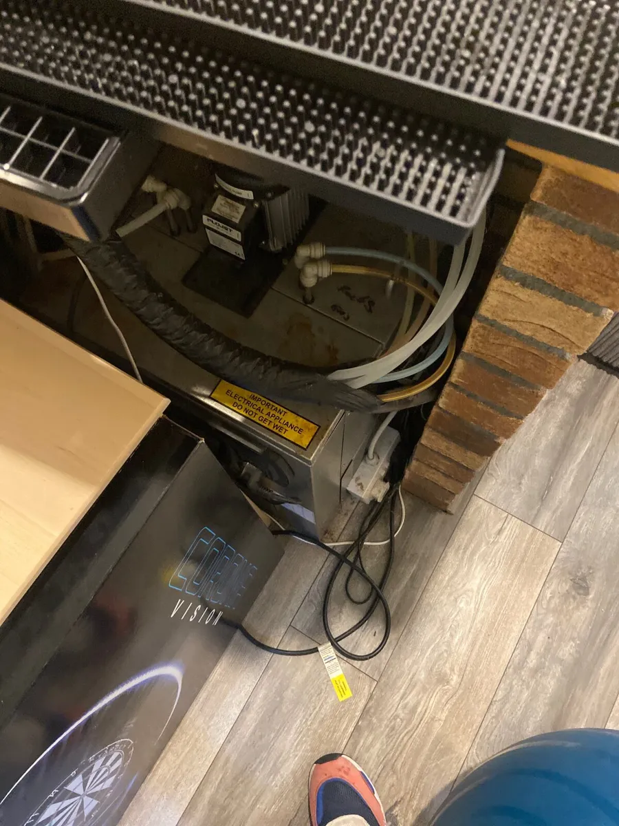 Bar taps and cooler system - Image 3