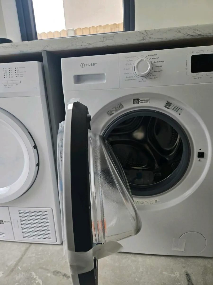 BRAND NEW Indesit Washing machine - Image 2