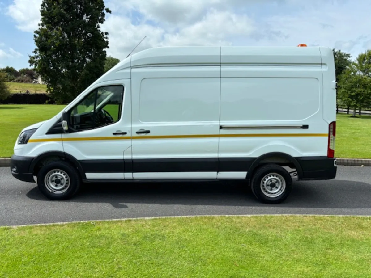 Ford Transit 2022 - Image 4