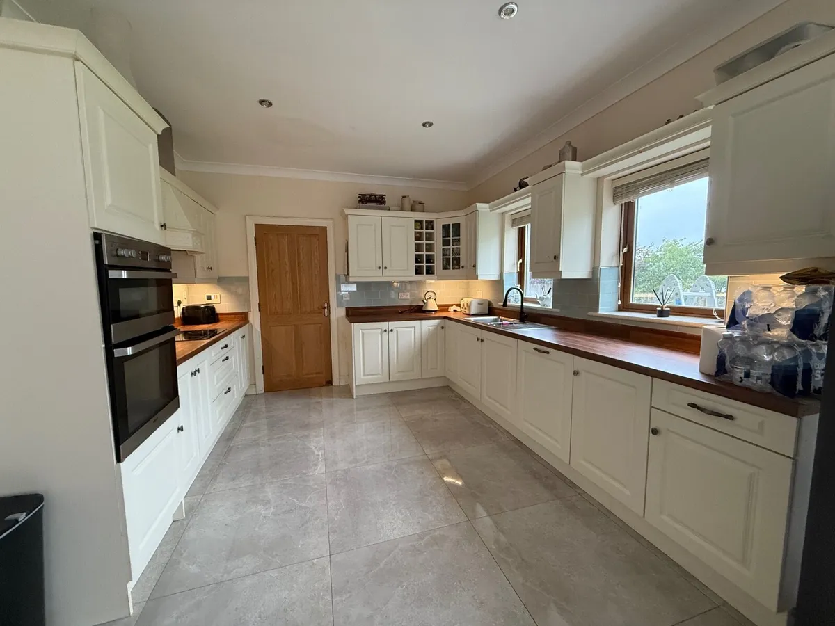 Kitchen - Image 1