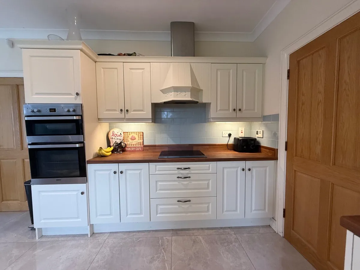Kitchen - Image 2